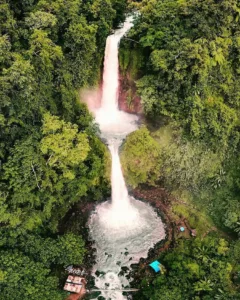 air terjun temu jodoh